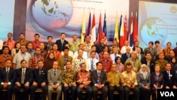 Peserta Jaringan Kerjasama Perlindungan Saksi dan Korban Kejahatan ASEAN di Yogyakarta (24/8). (VOA/Munarsih Sahana)