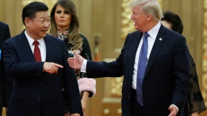 Tổng thống Mỹ Donald Trump và Chủ tịch Trung Quốc Tập Cận Bình tại buổi dạ yến ở Bắc Kinh, ngày 9/11/2017.