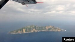 Kepulauan sengketa yang disebut Senkaku di Jepang dan Diaoyu di China (Foto: dok). China menuduh Jepang meningkatkan ketegangan di kawasan tersebut dengan meningkatkan penggunaan jet tempur untuk memantau pesawat CHina yang mendekati kepulauan sengketa tersebut.