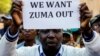 Face-à-face tendu entre militants de l'ANC pro et anti Zuma à Johannesburg