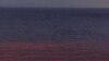 Urmiyə gölü qırmızı rəngə bürünüb