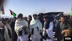 معترضان در زابل شاهراه کابل – کندهار را بستند