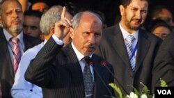 Pemimpin NTC, Mustafa Abdel Jalil mendeklarasikan bebasnya Libya dari rezim Gaddafi di kota Benghazi (23/12).