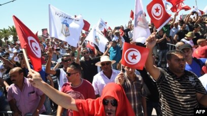 Tensions A Sidi Bouzid Pour Le 7e Anniversaire De La Revolution Tunisienne