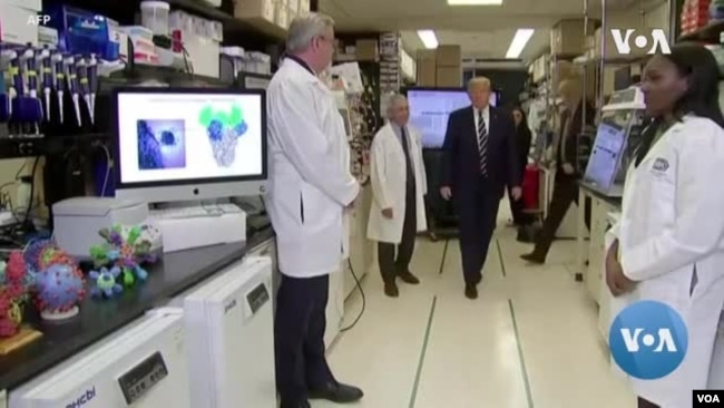 Presidenti Trump në Qendrën Kombëtare të Studimit të Vaksinave