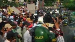 1 Dead, 5 Injured as Cambodian Garment Workers Protest