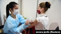 Strani državljani mogli su preko vikenda da dobiju vakcinu na Beogradskom sajmu