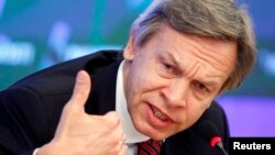 Alexei Pushkov, Kepala Komisi Hubungan Luar Negeri parlemen Rusia mendesak Edward Snowden menerima tawaran suaka politik di Venezuela (foto: dok). 