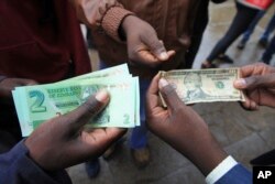 Imali iyahlupha kwele Zimbabwe lapho esilela khona ...