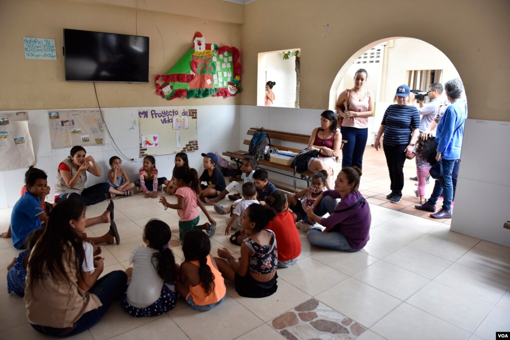 El centro para la migración internacional Scalabrini, en Cúcuta, el desayuno, el almuerzo y la cena para cada residente están garantizados durante todos los días de su estadía.&nbsp; (Foto: Diego Huertas)