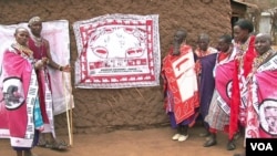 A group of Kenyan villagers learn how to prevent trachoma and how and where to get treatment.