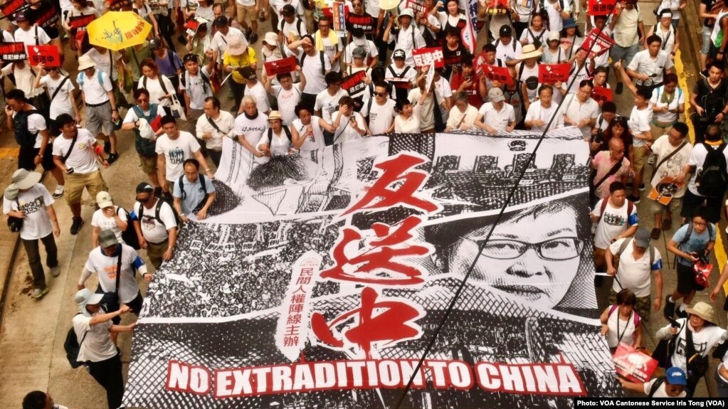 2019年多次发起反送中百万人游行集会的香港民间人权阵线， 最近被新加坡传媒报道，香港当局正调查民阵是否违反《港区国安法》， 短时间内有可能会被取缔(摄影：美国之音/汤惠芸)