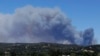 Bomberos ganan terreno a incendios en California