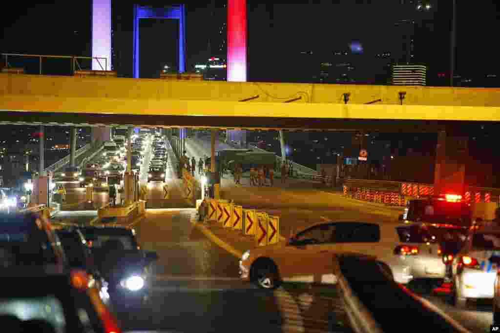 Turkish soldiers block Istanbul's iconic Bosporus Bridge on July 15, 2016