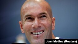 L'entraîneur du Real Madrid Zinedine Zidane, 2 décembre 2016. 