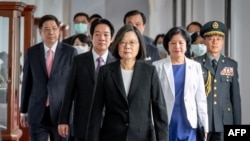 台灣總統蔡英文2020年5月20日抵達總統府參加就職儀式。