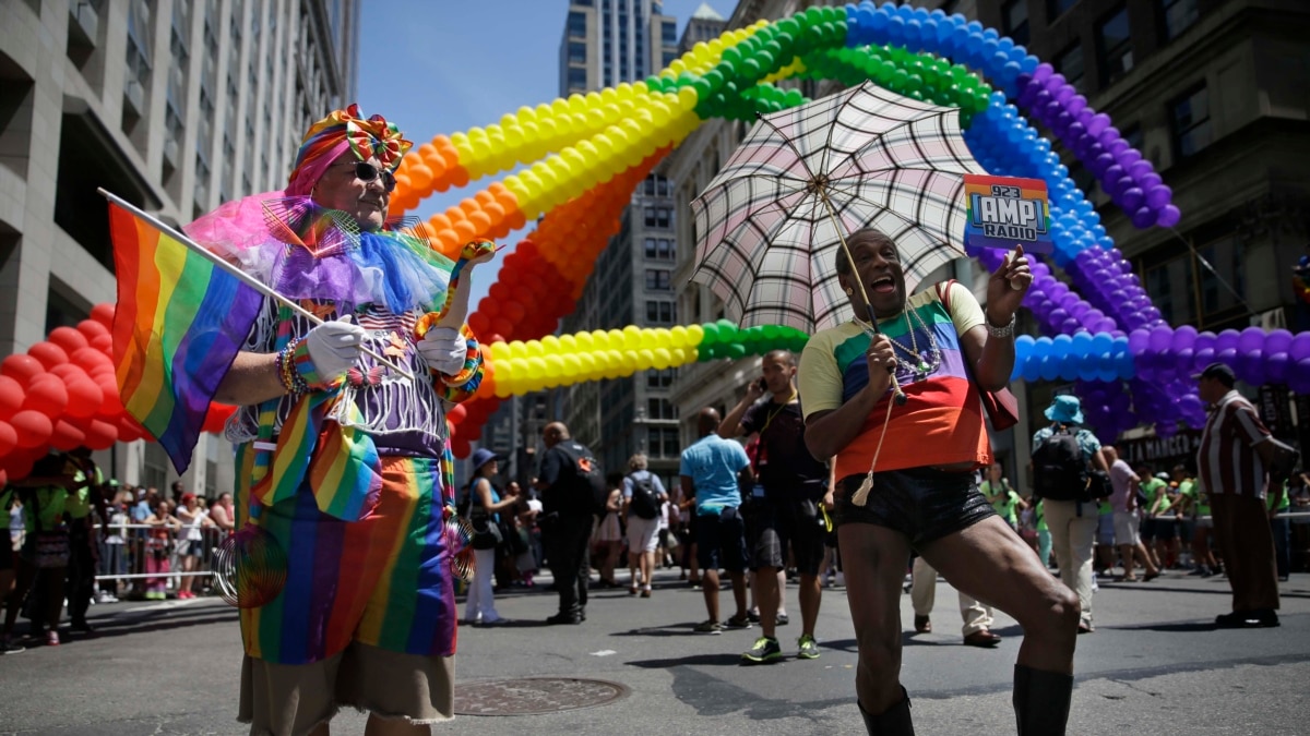 Гей-парады прошли в крупнейших городах США