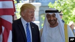 دیدار شیخ محمد بن زاید ولیعهد ابوظبی با دونالد ترامپ رئیس جمهوری ایالات متحده در کاخ سفید - ۲۵ اردیبهشت ۱۳۹۶ 