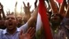 Người Ai Cập xuống đường biểu tình chống bản án của ông Mubarak