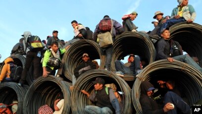 Caravana de migrantes cumple un mes en traves a hacia EE.UU