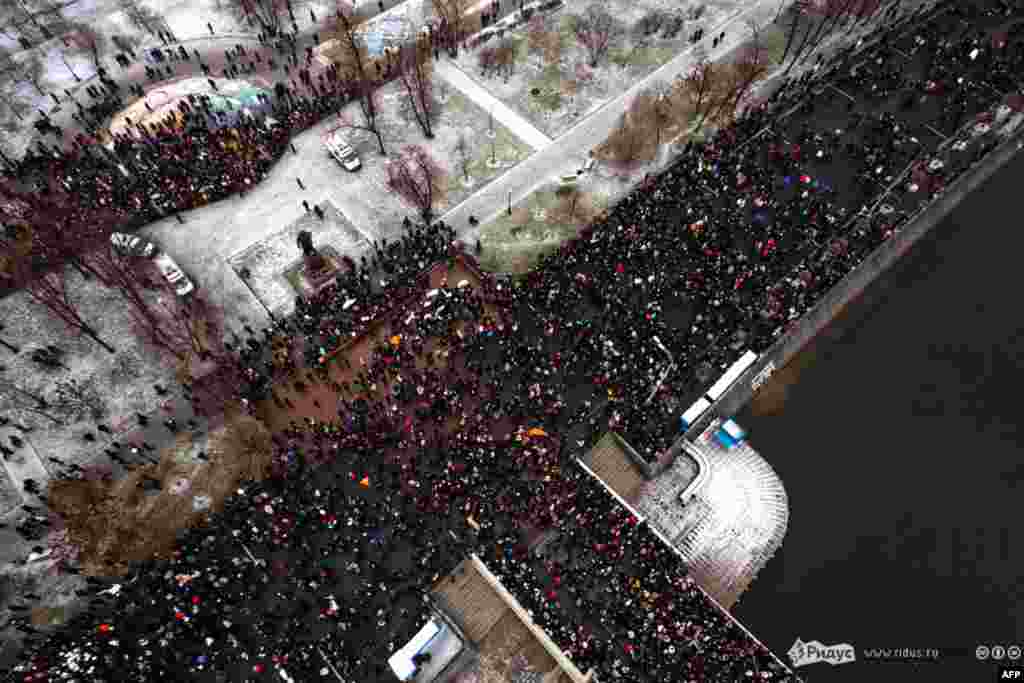 Московский митинг: «За честные выборы» с вертолета