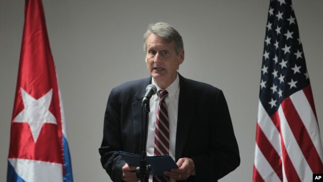 El subsecretario adjunto para Suramérica y Cuba, Alex Lee encabezará la delegación estadounidense en la nueva ronda de conversaciones sobre inmigración con Cuba.