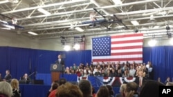 美國總統奧巴馬２月１３日在首都華盛頓附近的一所社區大學發表講話