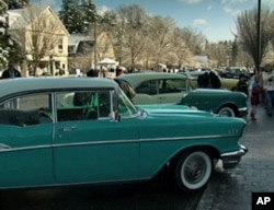 史托克伯雷杰大街上的古董车