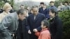 1972年周恩来陪尼克松去杭州西湖