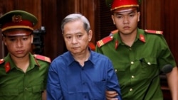 Ông Nguyễn Hữu Tín xuất hiện tại tòa hôm 26/12/2019. Photo Thanh Nien