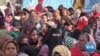 Para perempuan Muslim di New Delhi, India, yang memimpin demonstrasi menolak undang-undang kewarganegaraan yang baru, Kamis, 2 Januari 2020. (VOA)