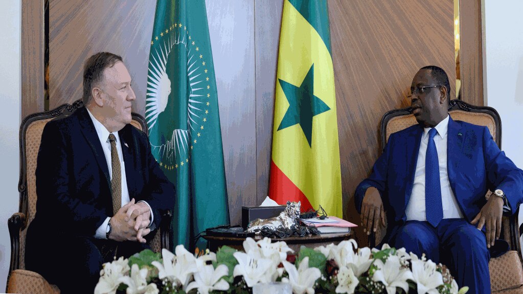 Mike Pompeo e o presidente do Senegal Macky Sall