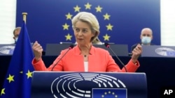 Presiden Komisi Eropa Ursula von der Leyen di Strasbourg, Prancis, 15 September 2021. (Yves Herman, Pool via AP)