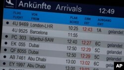 وضعیت نامشخص پرواز هواپیمای جرمن وینگز بر تابلوی فرودگاه دوسلدورف