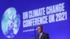 Presiden COP26 Alok Sharma memberi kata sambutan dalam pembukaan Konferensi Perubahan Iklim PBB (COP 26) di Glasgow, Skotlandia, Inggris, Sabtu, 31 Oktober 2021. (Foto: Yves Herman/Reuters)