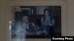 Fikret sa suprugom Izvor: Privatna arhiva