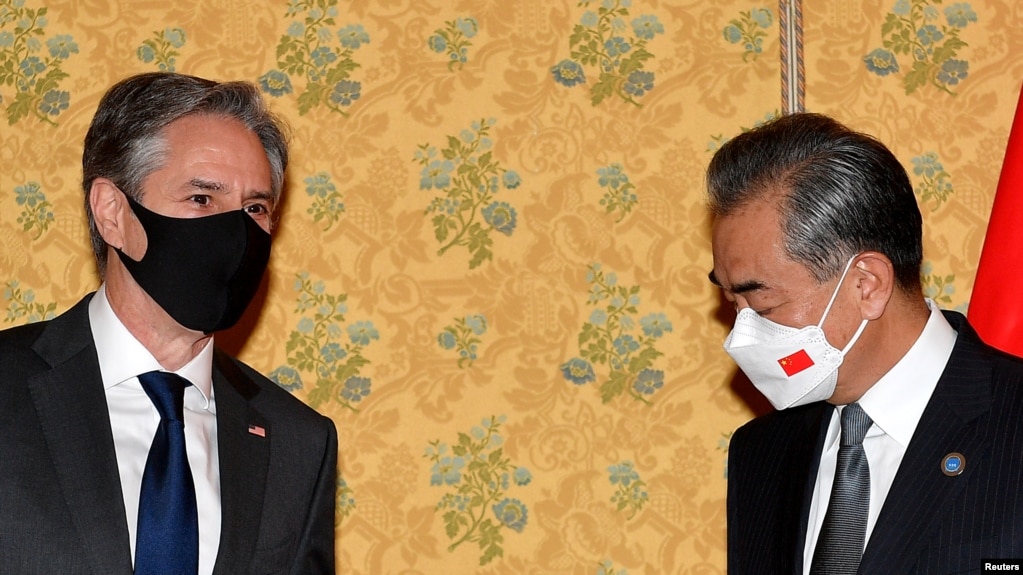 美国国务卿布林肯与中国外长王毅2021年10月31日会面（路透社）(photo:VOA)