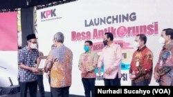 KPK meresmikan Desa Antikorupsi pertama di Indonesia, di Yogyakarta, Rabu (1/12). (Foto: VOA/Nurhadi)