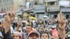 敘利亞為在爆炸中死亡的44人舉行葬禮