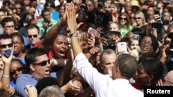 Barack Obama hizo campaña el viernes en Woodbridge, en el estado de Virginia.