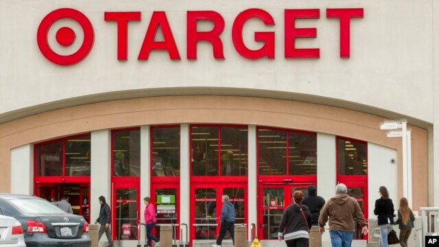 Target prevé despedir a miles de empleados tras el cierre de sus tiendas para enero de 2016.
