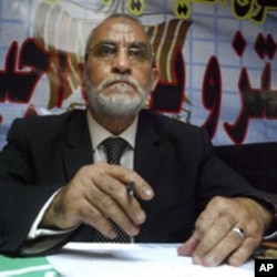 The leader of the Muslim Brotherhood, Egypt's largest opposition movement, Mohammed Badie talks during a conference on the 2010 Parliamentary Elections, in Cairo, 09 Nov 2010