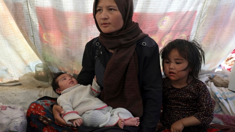 Families Flee Taliban Attacks in Northern Afghanistan