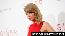 Taylor Swift in New York at the world premiere of the new film 'The Giver' on Aug. 11, 2014