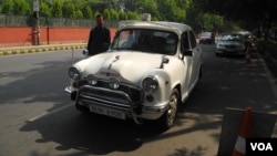 The Ambassador was the car favored by officials until a decade ago. (VOA/Anjana Pasricha)