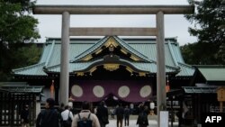 စစ္အတြင္း က်ဆုံးသူေတြကို အမွတ္တရလုပ္ထားတဲ့ တုိက်ဳိၿမိဳ႕က Yasukuni ဘုရားေက်ာင္း။ (ေအာက္တုိဘာ ၁၇၊ ၂၀၁၉)