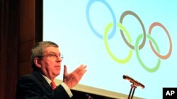 Le président du comité international olympique, Thomas Bach, lors d'une cérémonie de recompense à Athènes, Grèce, 27 janvier, 2016.