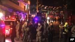 سربازان ارتش و برخی از نیروهای امنیتی لبنان ورودی اردوگاه آوارگان فلسطینی موسوم به برج شمالی در شهر بندری صور در جنوب لبنان را مسدود کرده‌اند. جمعه ١٩ آذر ۱۴۰۰