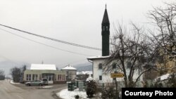Put u naselje Jablanica kod Maglaja. Izvor: Arnes Grbešić