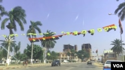 Bandeira partidárias em Malanje